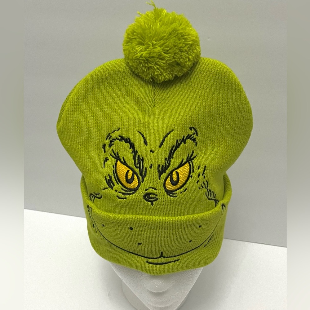 Dr. Seuss The Grinch Face Adult Pom Pom Beanie Green Unisex One Size Fits Most
